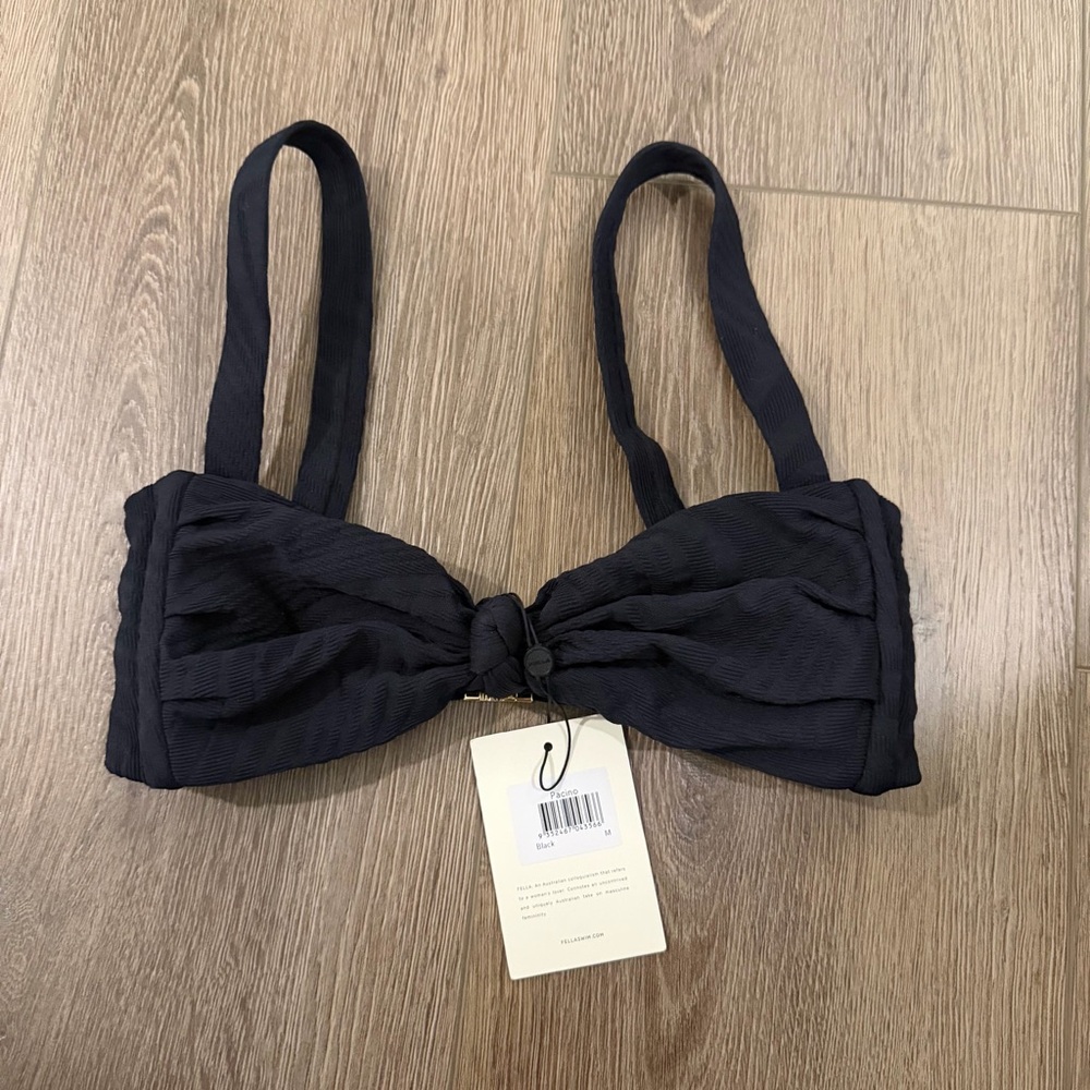 NWT Fella Swim Pacino black top Size Medium
